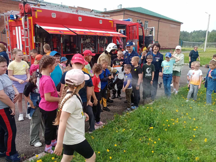 Учебная пожарная эвакуация в детском оздоровительном лагере &quot;Остров здоровых ребят&quot;.